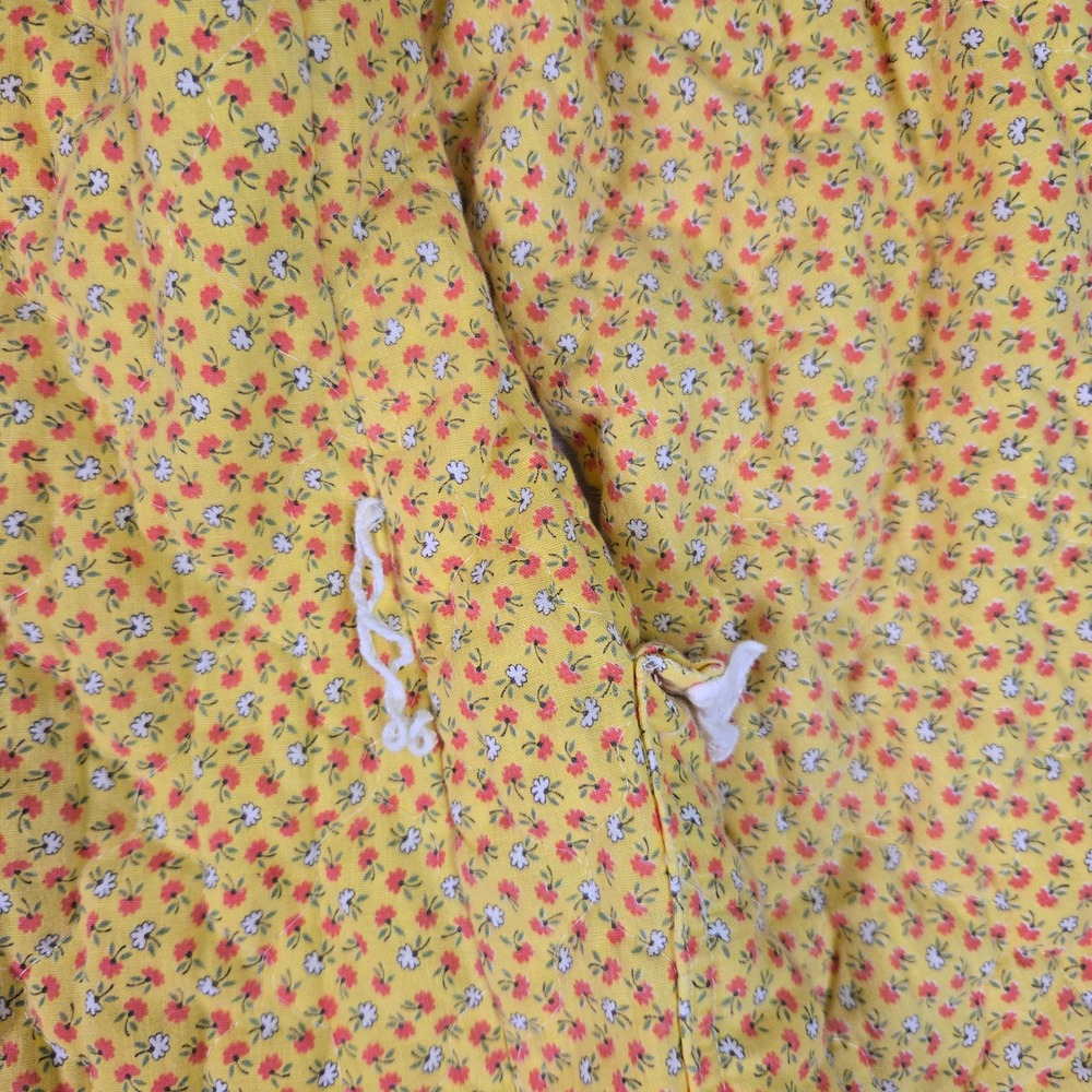 VTG Floral Robe Women's Quilted House Coat TALL Handmade Yellow Lace Pockets USA - Picture 7 of 9